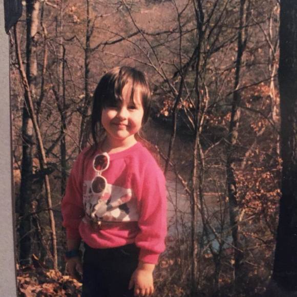 Meet your Posher, Maura - Picture 1 of 1